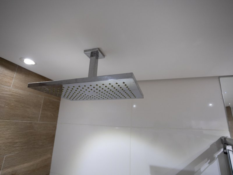 Apartamento à venda Santo Amaro com 85m² e 2 quartos por R$ 950.000 - 1527839240-7-banheiro-social-1.jpg
