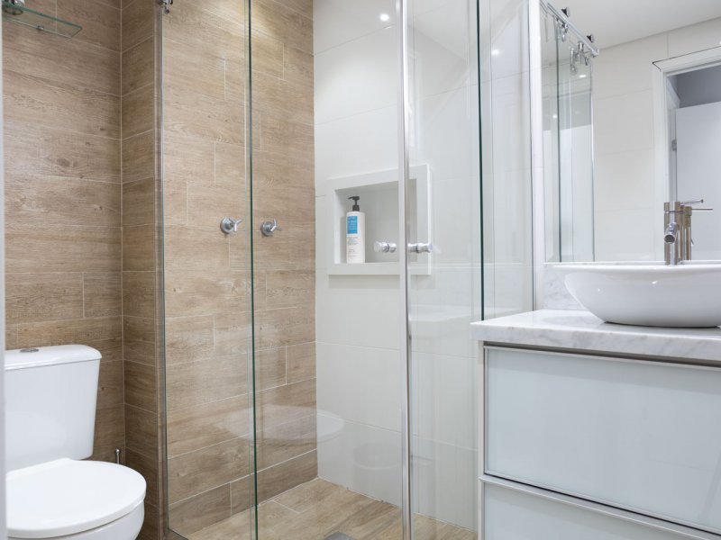 Apartamento à venda Santo Amaro com 85m² e 2 quartos por R$ 950.000 - 1904999139-5-banheiro-da-suite-3.jpg