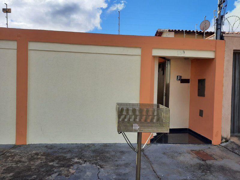 Casa à venda Parque Flamboyants com 250m² e 2 quartos por R$ 290.000 - 1038494880-whatsapp-image-2022-01-11-at-09.jpeg