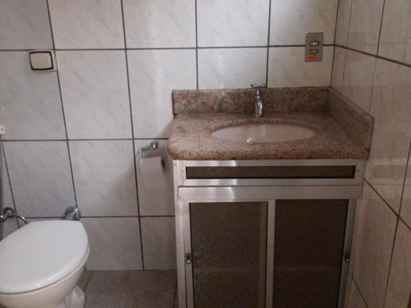 Casa à venda Parque Flamboyants com 250m² e 2 quartos por R$ 290.000 - 2103172661-whatsapp-image-2022-01-11-at-09.jpeg