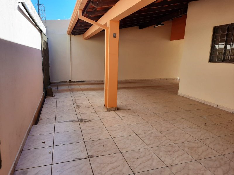 Casa à venda Parque Flamboyants com 250m² e 2 quartos por R$ 290.000 - 542833945-whatsapp-image-2022-01-11-at-09.jpeg