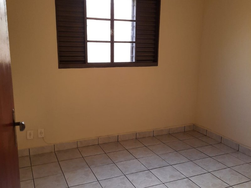 Casa à venda Parque Flamboyants com 250m² e 2 quartos por R$ 290.000 - 840112636-whatsapp-image-2022-01-11-at-09.jpeg