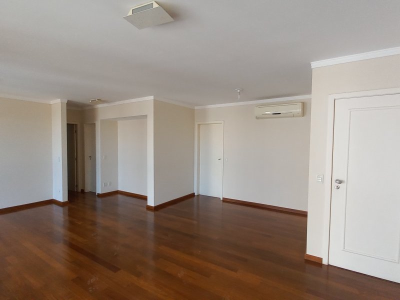 Apartamento à venda Centro com 136m² e 3 quartos por R$ 950.000 - 925185929-20220406-111428.jpg