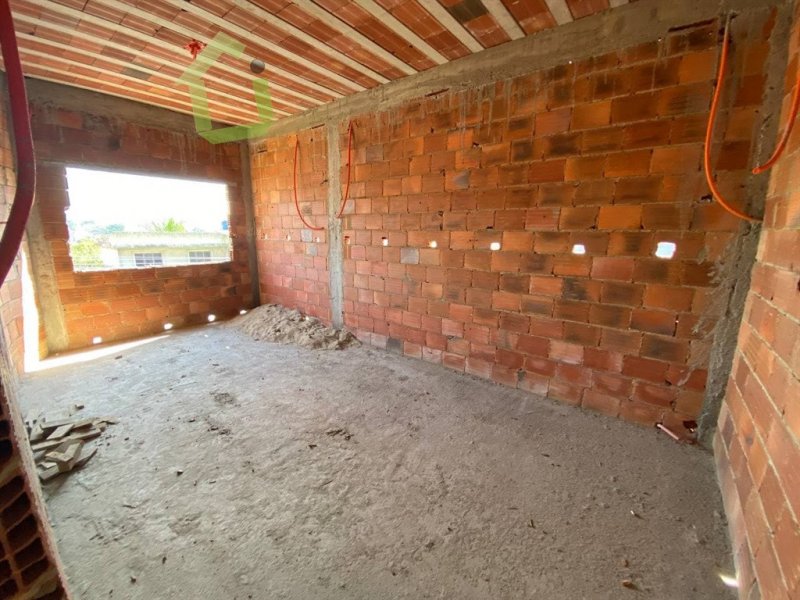 Casa à venda Jardim Iguaçu com 240m² e 4 quartos por R$ 300.000 - 1713998205-21.jpg