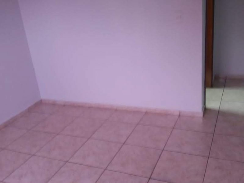 Apartamento à venda Setor Negrão de Lima com 67m² e 3 quartos por R$ 235.000 - 1497563780-img-20220112-wa0199.jpg