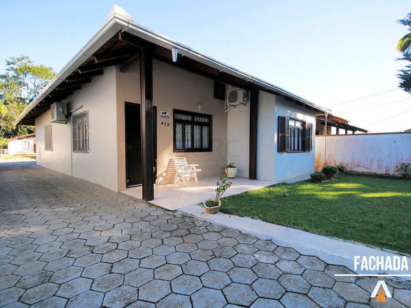 Casa à venda Itoupava Central com 198m² e 3 quartos por R$ 490.000 - 156030759-fachada.jpg