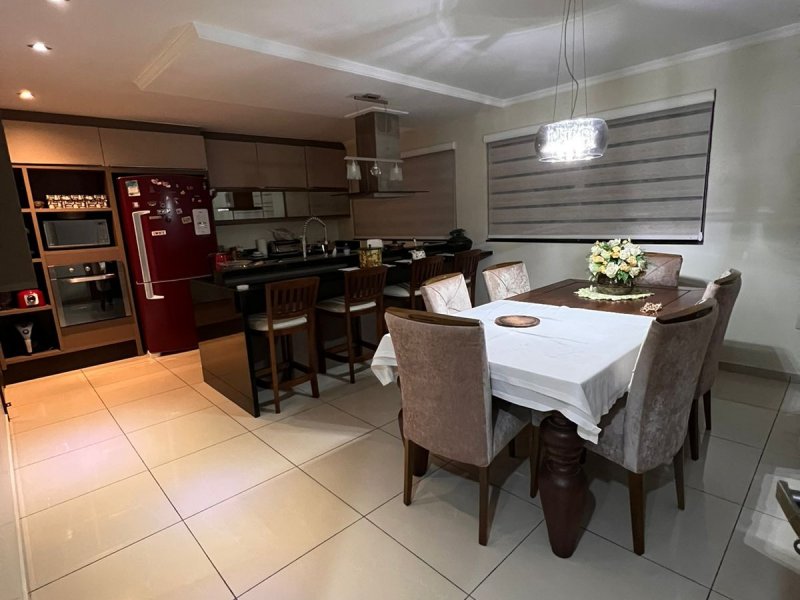 Casa à venda Coloninha com 300m² e 3 quartos por R$ 1.550.000 - 1780285473-whatsapp-image-2022-04-25-at-14.jpeg