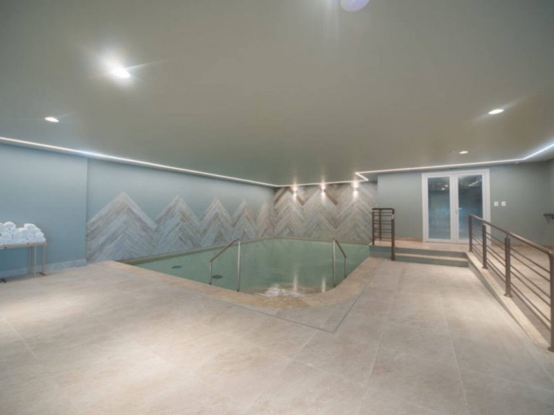 Apartamento à venda centro com 43m² e 1 quarto por R$ 80.000 - 1597827039-piscina-interna-golden.jpeg