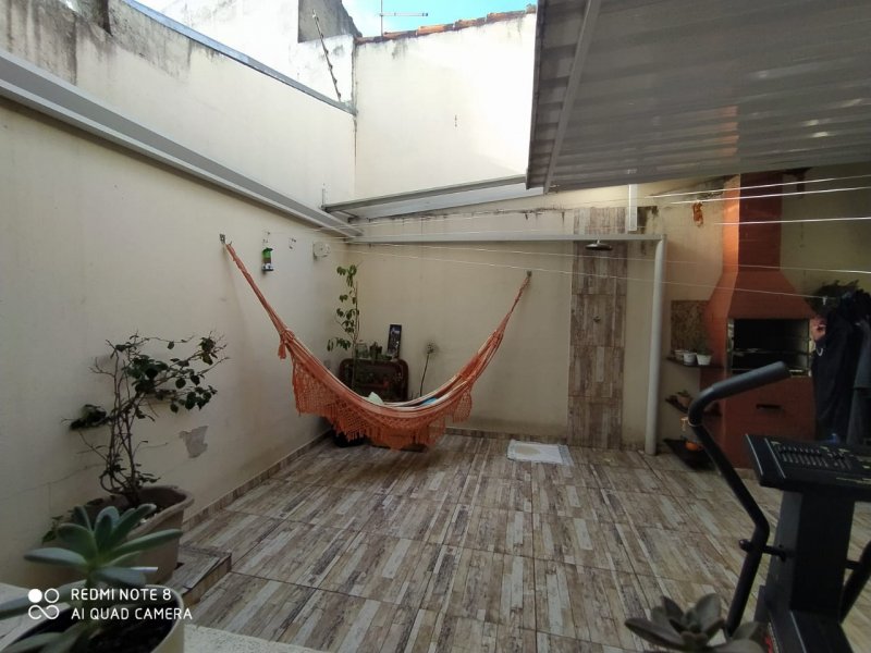 Casa de condomínio à venda Jardim Alvorada com 115m² e 3 quartos por R$ 500.000 - 1123328348-quintal.jpeg