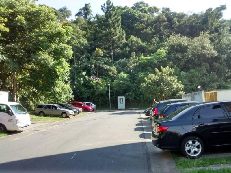 Apartamento à venda Cidade Satélite Santa Bárbara com 49m² e 2 quartos por R$ 175.000 - 231135743-visao-estacionamento.jpg