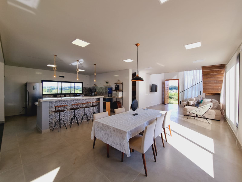 imóvel com 300m² - Thermas de Santa Barbara - Águas de Santa Bárbara