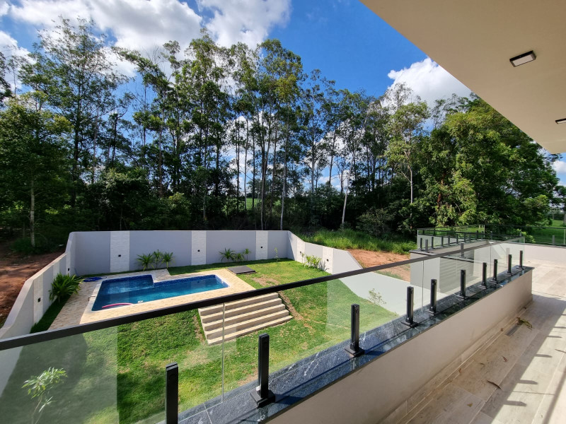imóvel com 300m² - Thermas de Santa Barbara - Águas de Santa Bárbara
