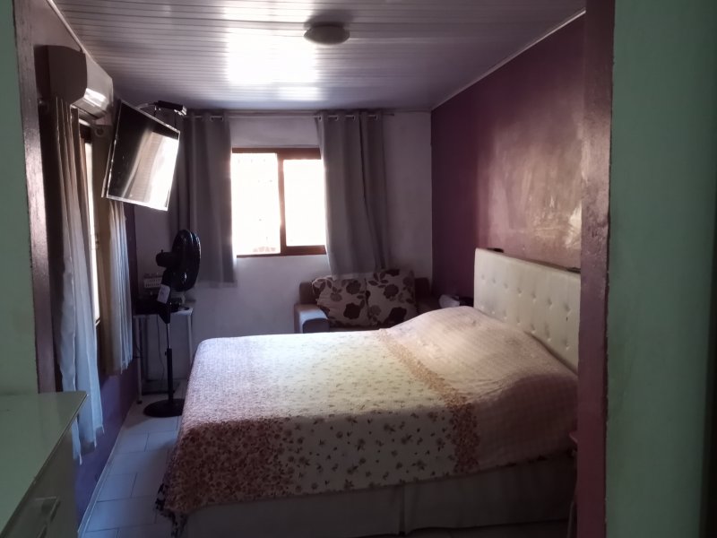 Casa à venda Rubem Berta com 160m² e 4 quartos por R$ 315.000 - 1370930527-img-20220331-141933-875.jpg