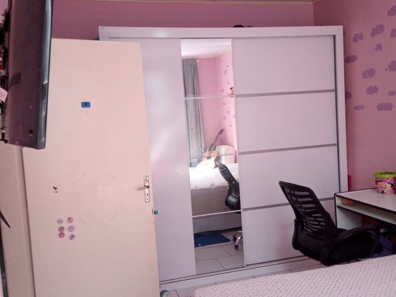 Casa à venda Rubem Berta com 160m² e 4 quartos por R$ 315.000 - 1385233723-img-20220331-135857-128.jpg