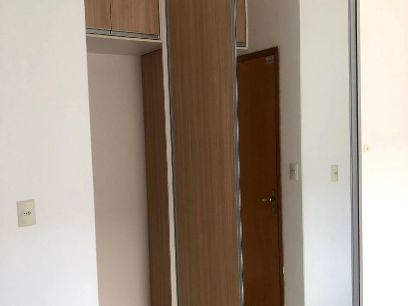 Apartamento à venda Jardim Patricia com 70m² e 3 quartos por R$ 250.000 - 1746641700-5a0249d2-5d0d-49df-afbb-4c4ed1ac1e3e.jpeg