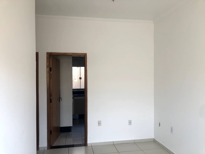 Apartamento à venda Jardim Patricia com 70m² e 3 quartos por R$ 250.000 - 540135368-7a53eeb8-2618-46ca-91e3-8fb0eae42739.jpeg