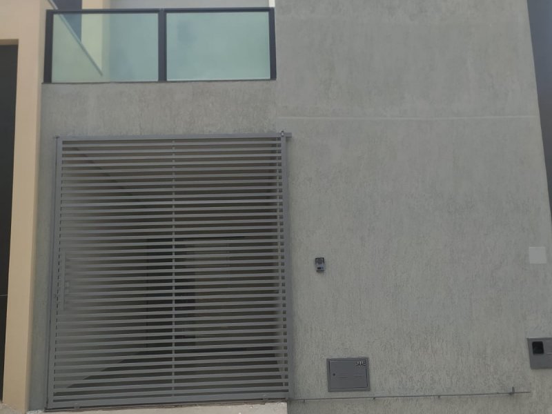 Casa à venda Centro com 60m² e 2 quartos por R$ 190.000 - 1771868793-fachada-casa-cinza.jpeg