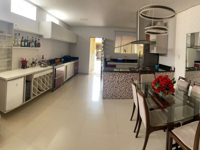 Casa à venda Parque Dez de Novembro com 275m² e 3 quartos por R$ 790.000 - 1049306603-img-20220317-wa0043.jpg