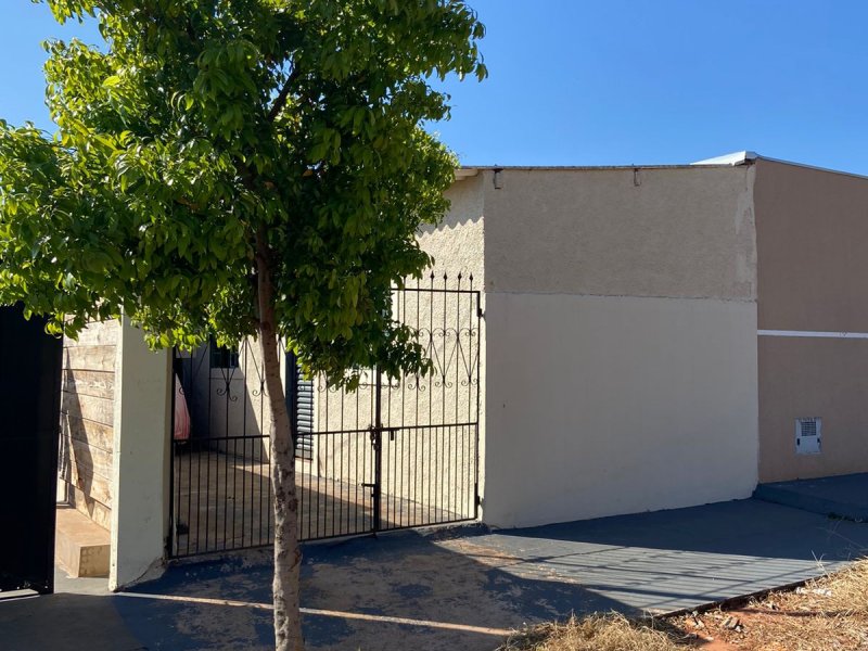 Casa à venda Vila Cidade Morena com 217m² e 3 quartos por R$ 330.000 - 1200074777-img-20220418-wa0049.jpg