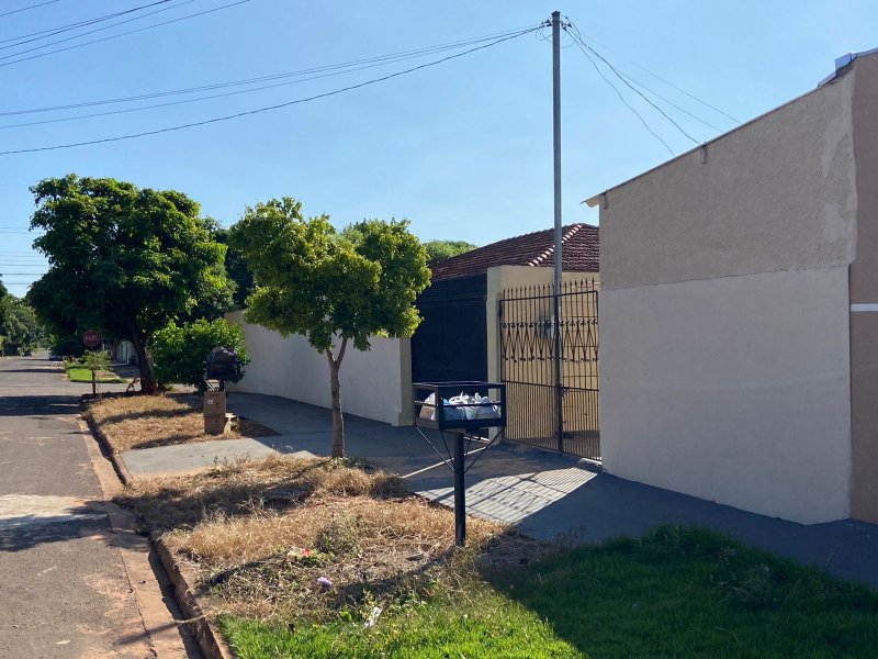 Casa à venda Vila Cidade Morena com 217m² e 3 quartos por R$ 330.000 - 403416704-img-20220418-wa0044.jpg