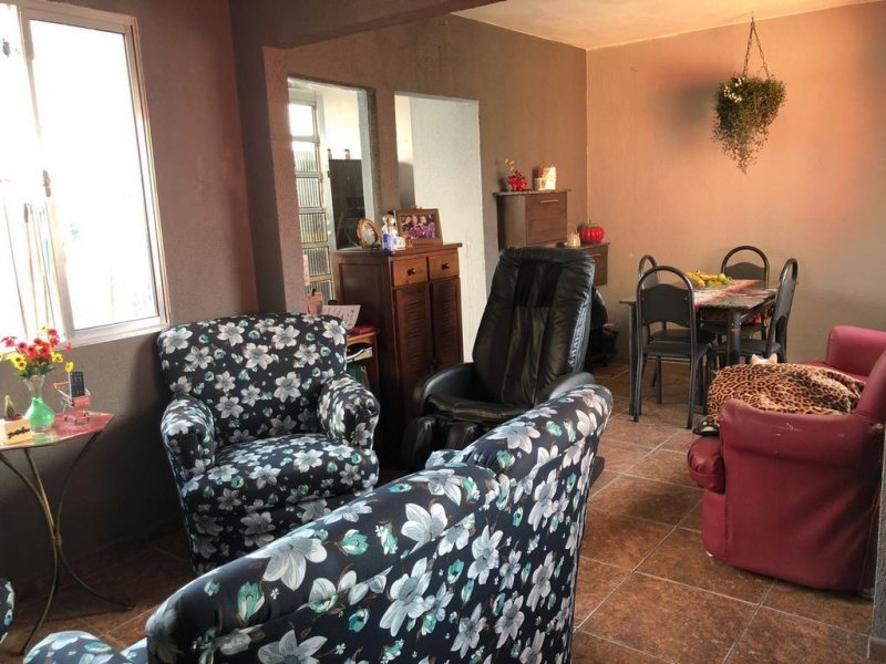 Casa à venda Vila Miranda com 323m² e 5 quartos por R$ 990.000 - 260593686-03-sala-cas-1.jpeg