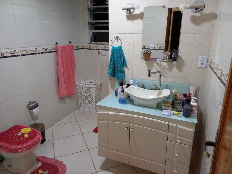 Casa à venda Realengo com 260m² e 3 quartos por R$ 250.000 - 1008156430-20220323-195021.jpg