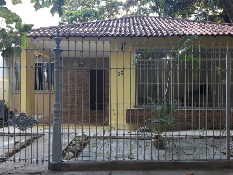 Casa de condomínio à venda São Francisco com 120m² e 4 quartos por R$ 900 - 1994308183-2b411f68-cb21-48f0-beaa-6200b4b67d36.jpeg