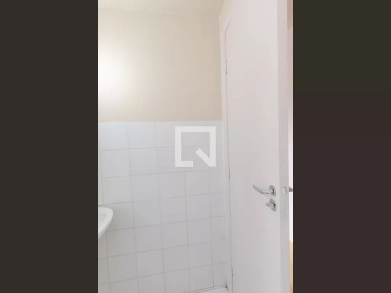 Apartamento à venda Centro com 29m² e 1 quarto por R$ 165.000 - 134759540-banheiro-5.jpg