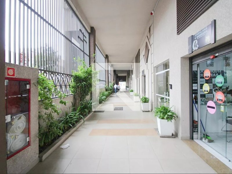 Apartamento à venda Centro com 29m² e 1 quarto por R$ 165.000 - 988022246-calcada-1.jpg