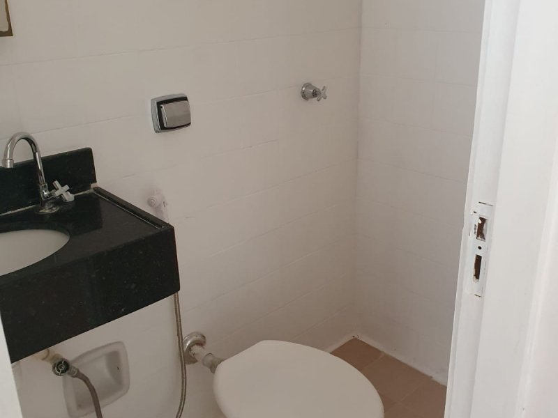 Apartamento à venda Joaquim Távora (Fortaleza) com 67m² e 3 quartos por R$ 260.000 - 708920563-banheiro-dependencia.jpg