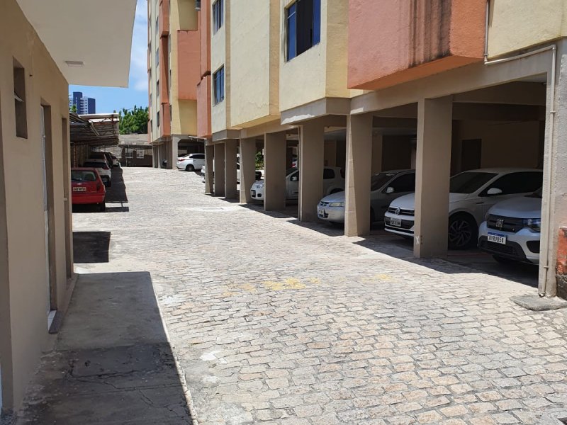 Apartamento à venda Joaquim Távora (Fortaleza) com 67m² e 3 quartos por R$ 260.000 - 885480883-fachada-lateral.jpg