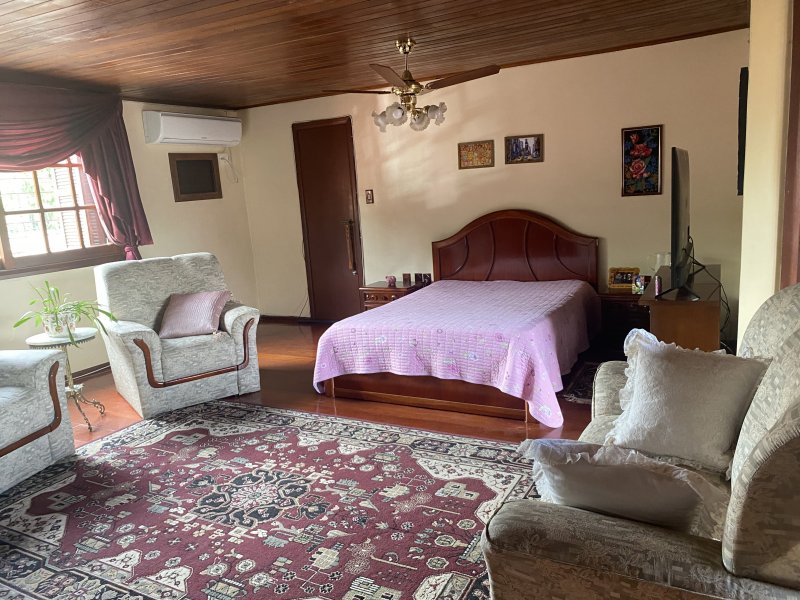 Casa à venda Nonoai com 250m² e 4 quartos por R$ 560.000 - 1409187673-cd406801-b270-461b-b1ee-8f56fb7fa4bc.jpeg