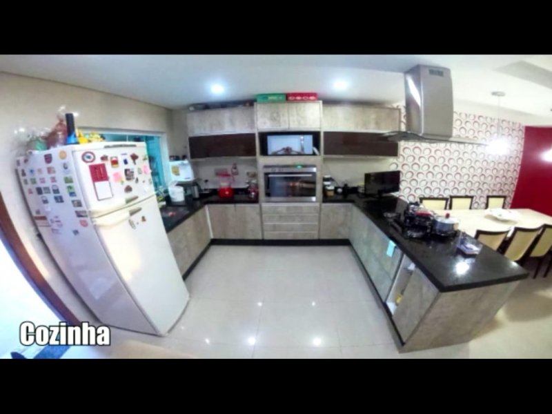 Casa à venda Vl. Dora com 250m² e 3 quartos por R$ 950.000 - 1718047362-screenshot-2022-05-02-13-46-41-172-com.jpg