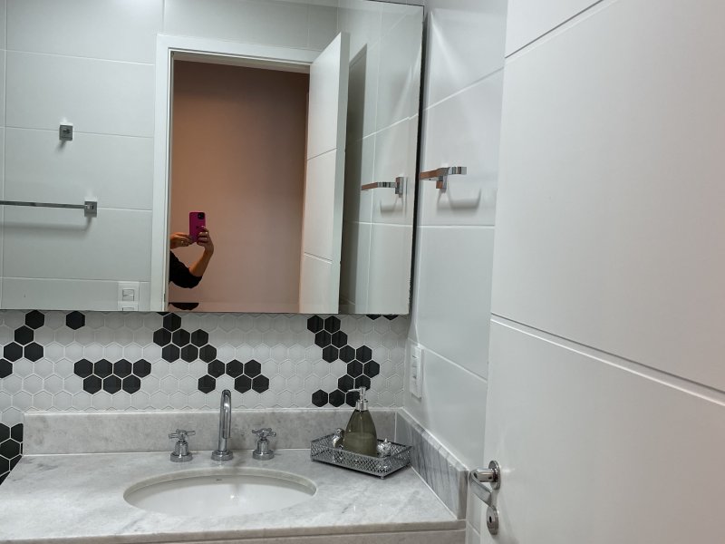 Apartamento à venda Centro com 94m² e 2 quartos por R$ 850 - 465323944-d109a7f2-c2fa-4534-9fec-cf99389a8fb9.jpeg