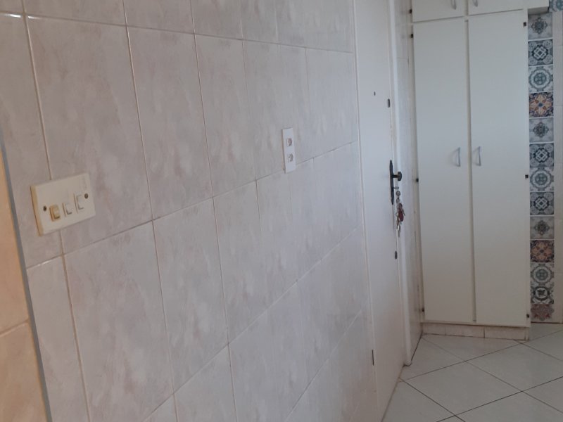 Apartamento à venda Ponta da Praia com 92m² e 2 quartos por R$ 410.000 - 654211601-20220427-111252.jpg