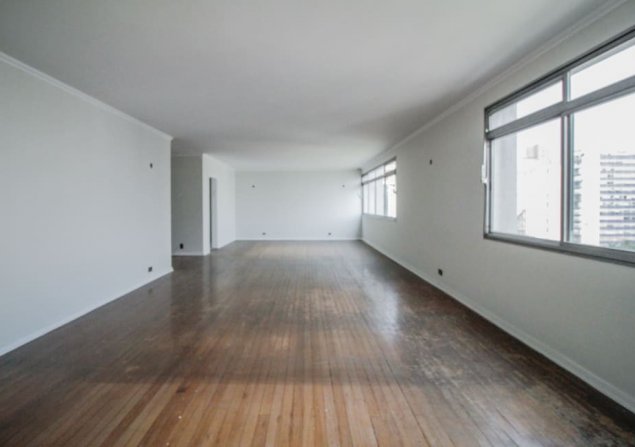imóvel com 240m²