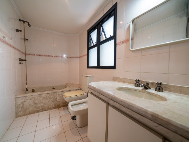 Apartamento à venda Vila Andrade com 304m² e 4 quartos por R$ 1.200.000 - 1572127808-renato-82.jpg