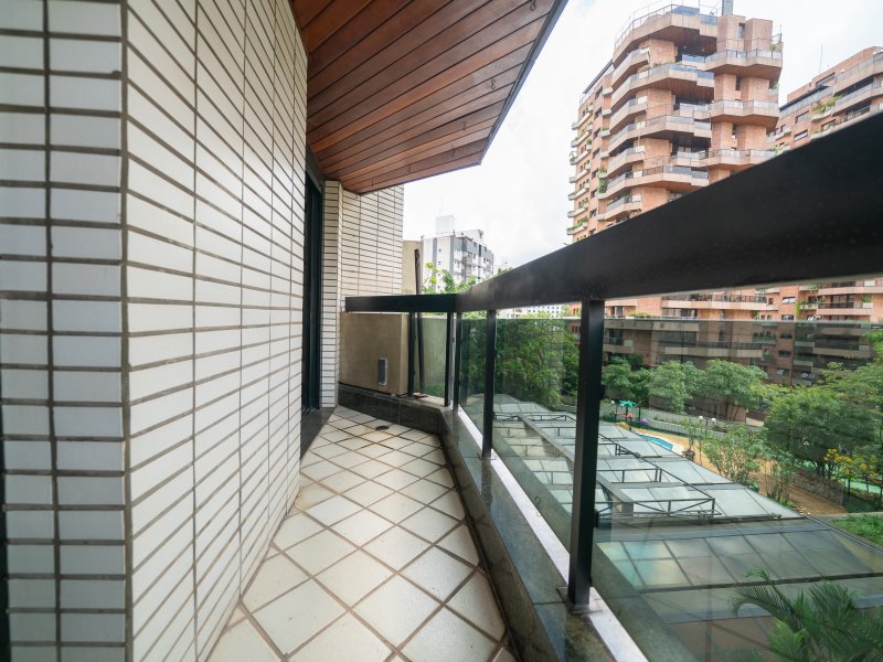 Apartamento à venda Vila Andrade com 304m² e 4 quartos por R$ 1.200.000 - 510184295-renato-77.jpg