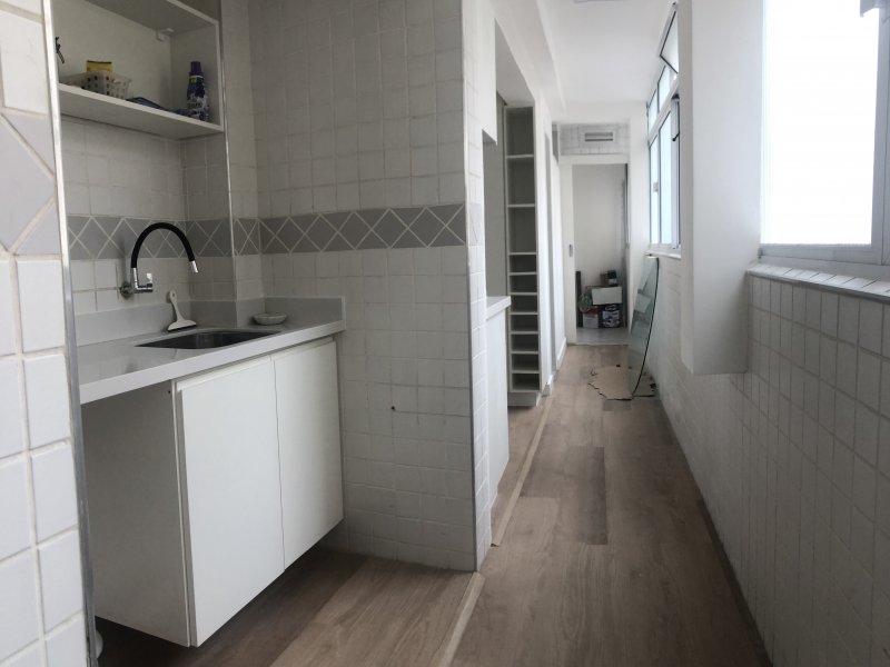 Apartamento à venda Centro com 110m² e 4 quartos por R$ 900.000 - 755196624-173cc70e-068e-4c6e-b215-2a37c512d9c0.jpeg