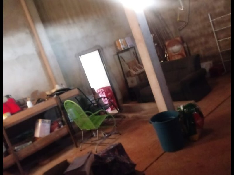 Terreno à venda Residencial LAGO AZUL com 520m² e 1 quarto por R$ 250.000 - 1065821428-sala-deposito.jpeg