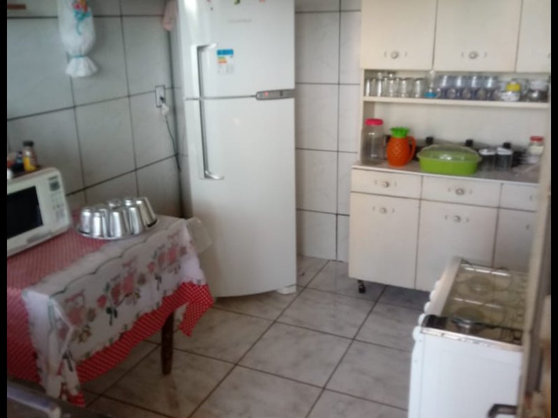 Terreno à venda Residencial LAGO AZUL com 520m² e 1 quarto por R$ 250.000 - 1986544092-sobrado-cozinha.jpeg