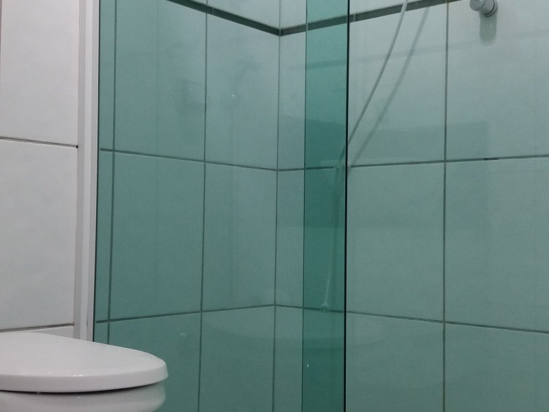 Apartamento à venda Nova Petrópolis com 63m² e 2 quartos por R$ 280.000 - 1811535552-banheiro.jpg