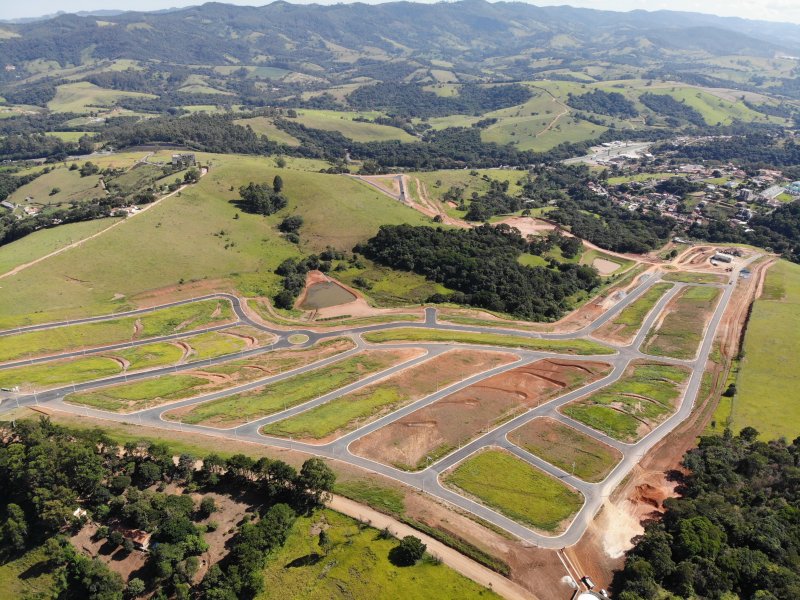 Terreno à venda Centro com 250m² e 1 quarto por R$ 23.000 - 1853020638-dji-0680.jpg