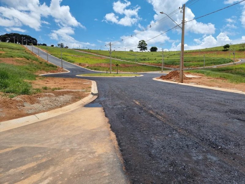 Terreno à venda Centro com 250m² e 1 quarto por R$ 23.000 - 2015380405-whatsapp-image-2022-05-03-at-10.jpeg