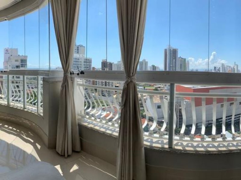 Apartamento à venda Duque de Caxias com 108m² e 3 quartos por R$ 840.000 - 490022325-vista-varanda-1.jpeg
