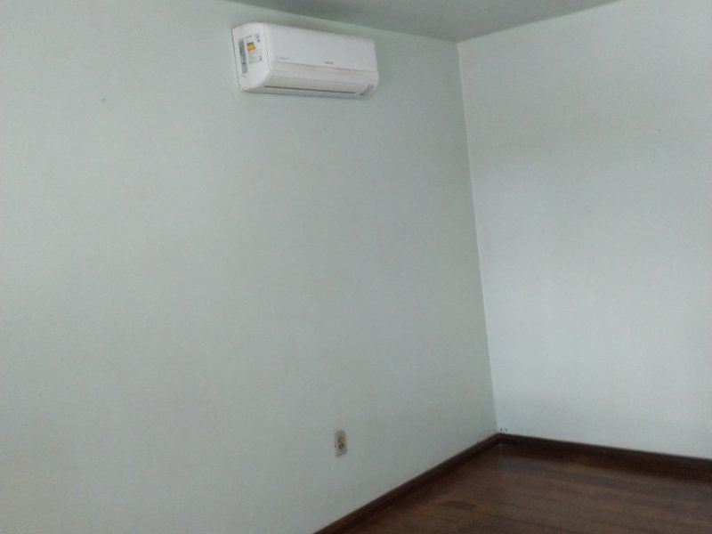 Casa à venda Guarujá com 270m² e 3 quartos por R$ 650.000 - 1962759918-img-20220210-122211255.jpg