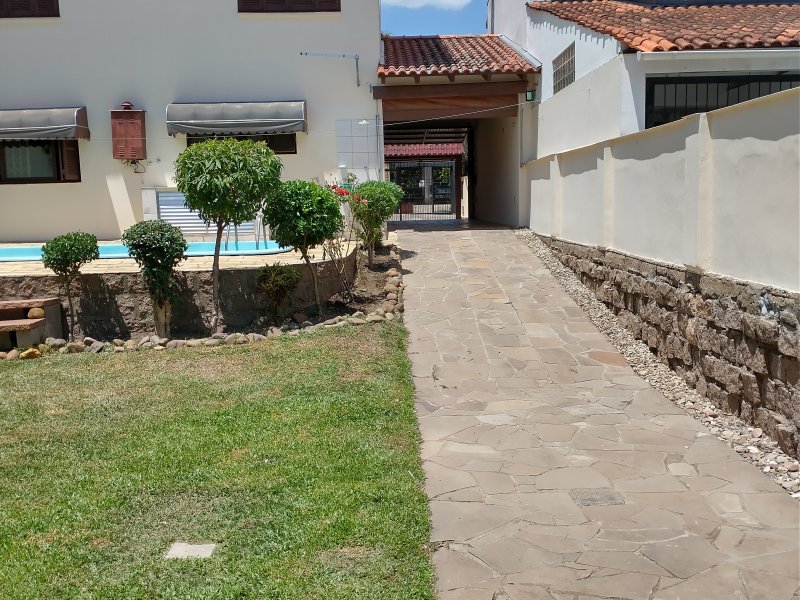 Casa à venda Guarujá com 270m² e 3 quartos por R$ 650.000 - 1988786580-img-20220210-123812762-hdr.jpg