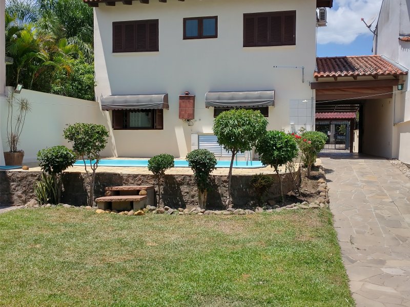 Casa à venda Guarujá com 270m² e 3 quartos por R$ 650.000 - 54347131-img-20220210-123809126-hdr.jpg