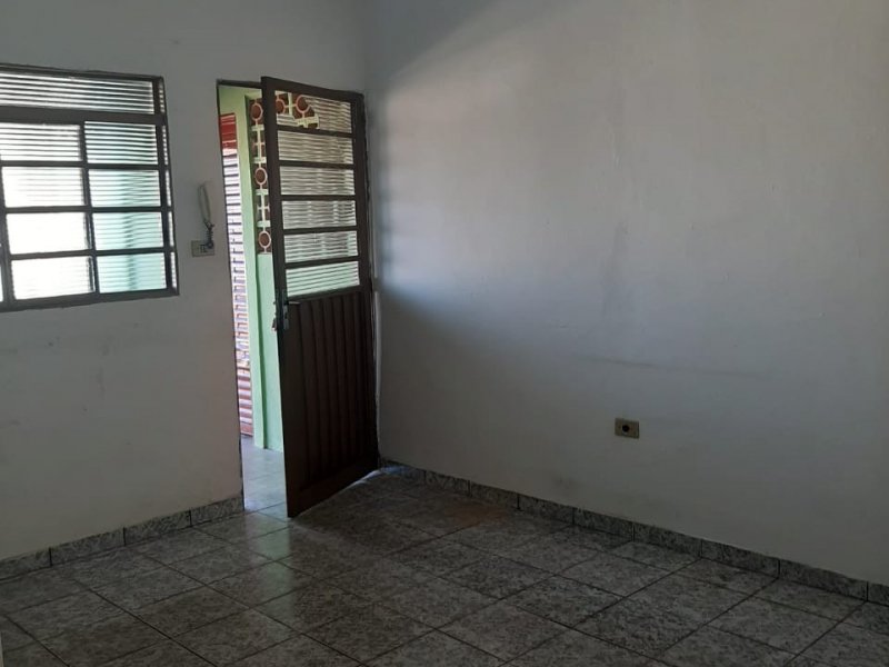 Casa à venda maria das graças  com 250m² e 2 quartos por R$ 160.000 - 1290680336-1fcc77aa-efba-403f-a76c-007ffc0b905d.jpeg