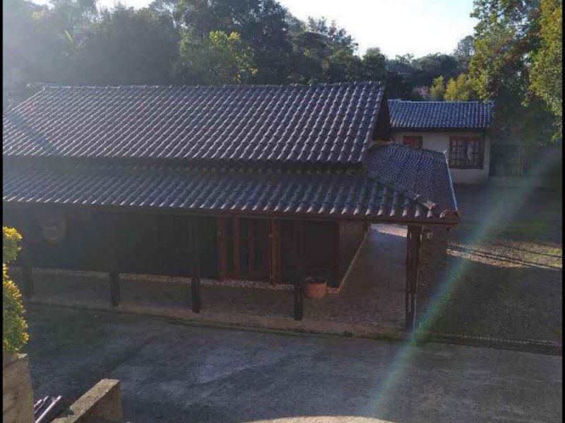 Casa à venda São Lucas com 680m² e 3 quartos por R$ 320.000 - 1771404967-casa1.jpg